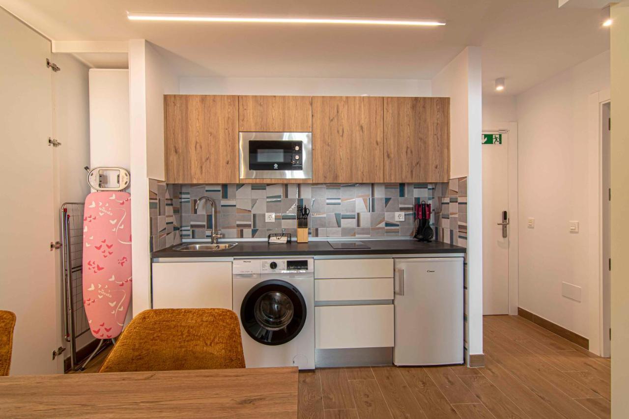 Apartamentos 1 Abril Málaga Dış mekan fotoğraf